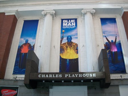 Blue_Man_Group_Boston_Theater_District